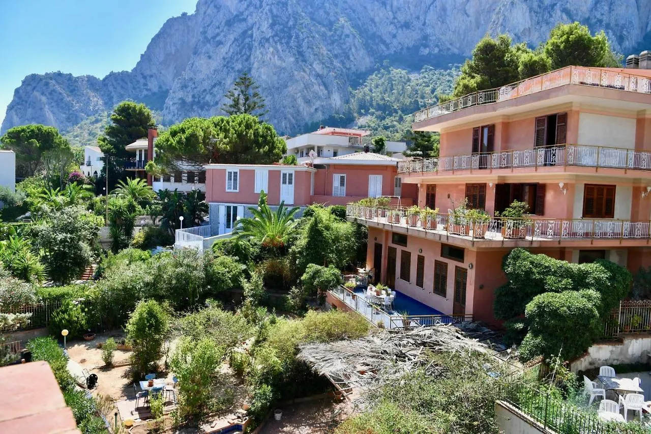 Villa Burgio Palermo 0*,  Italy